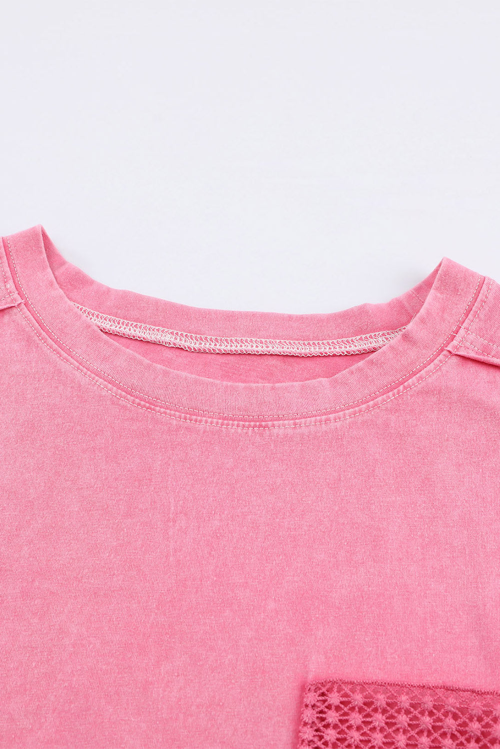 Pink Acid Wash čipkasta majica s džepovima