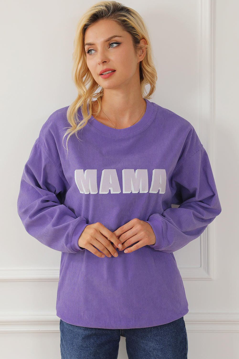 Ljubičasti rebrasti pulover s okruglim izrezom MAMA