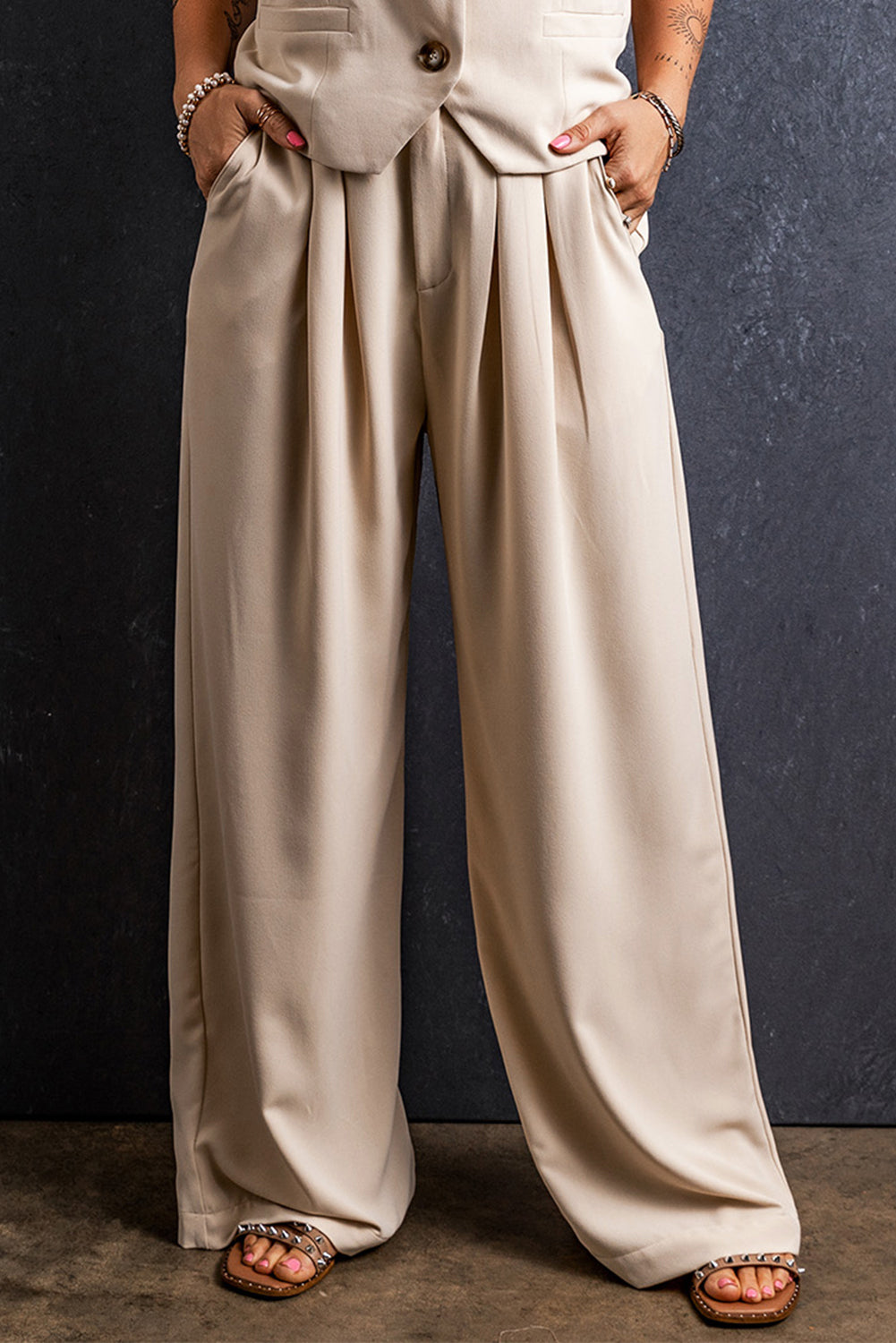 Pantaloni a gamba larga pieghettati in vita elastica color albicocca