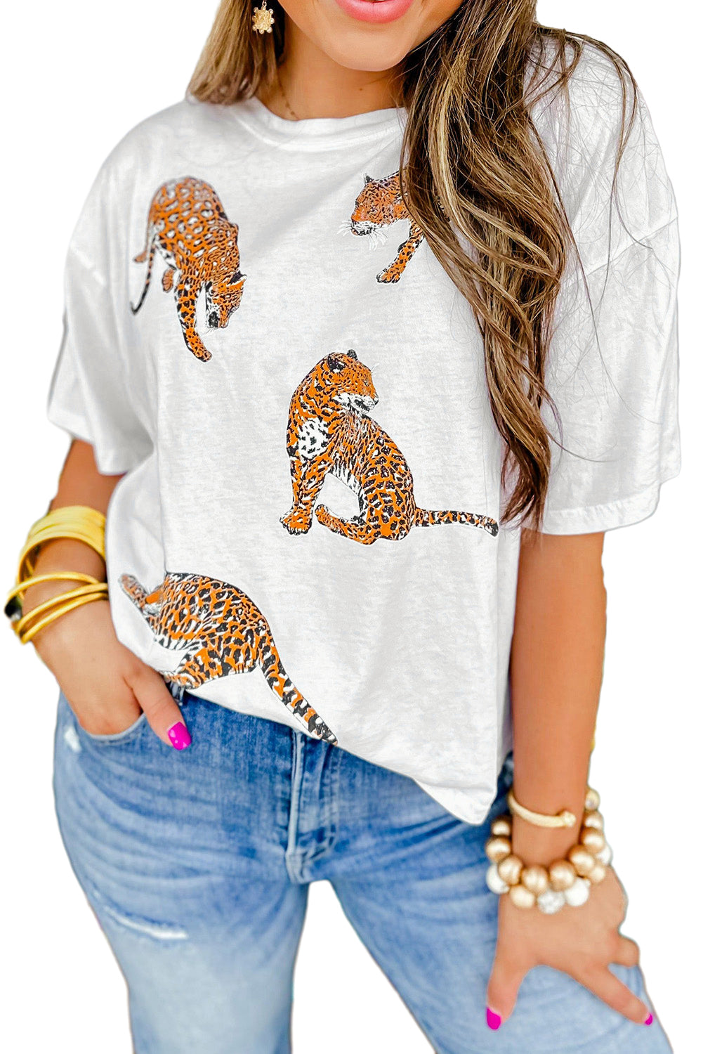 T-shirt casual con spalla abbassata con stampa leopardata bianca