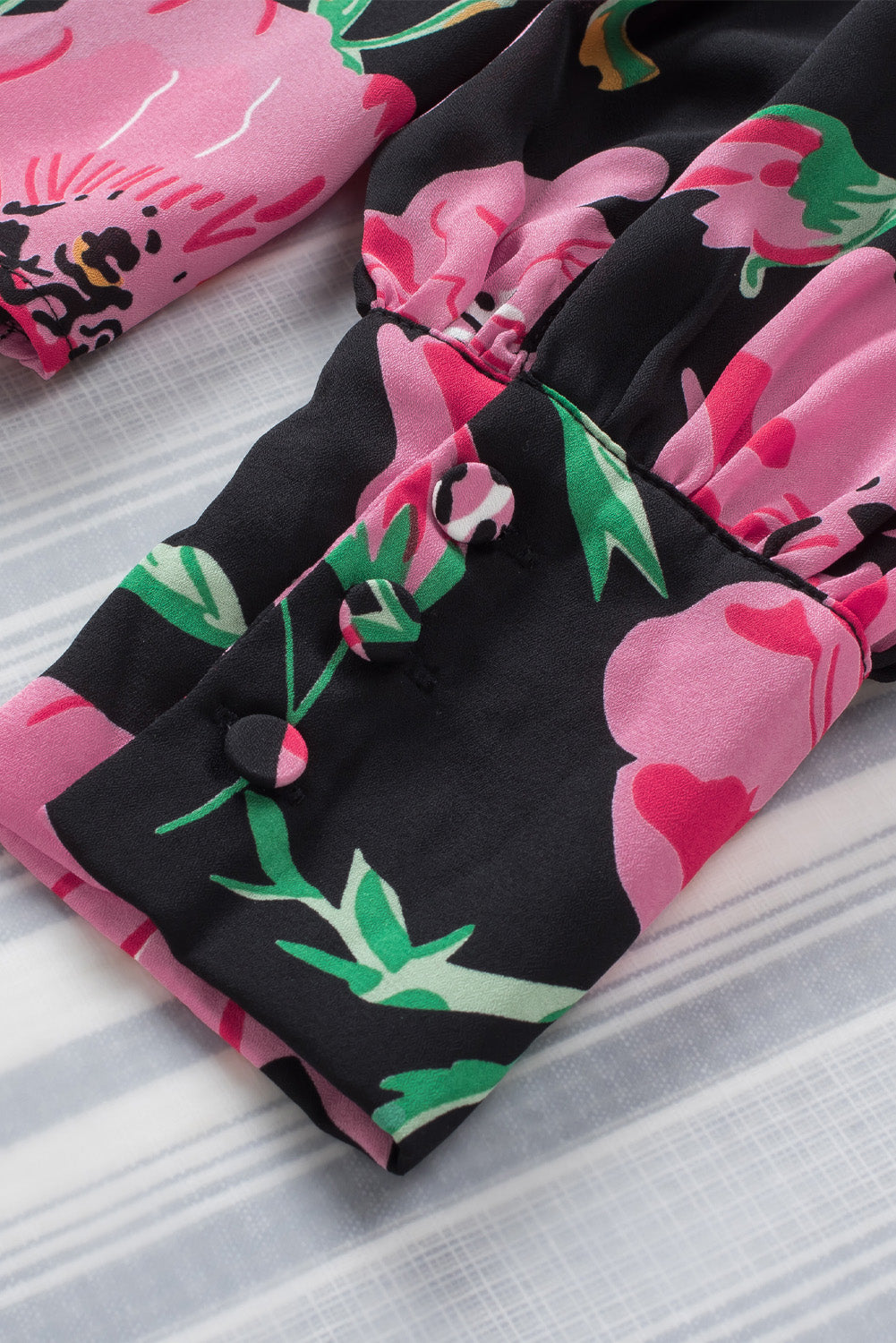 Rosafarbenes Hemd mit Zebrastreifen-Print und Laternenärmeln